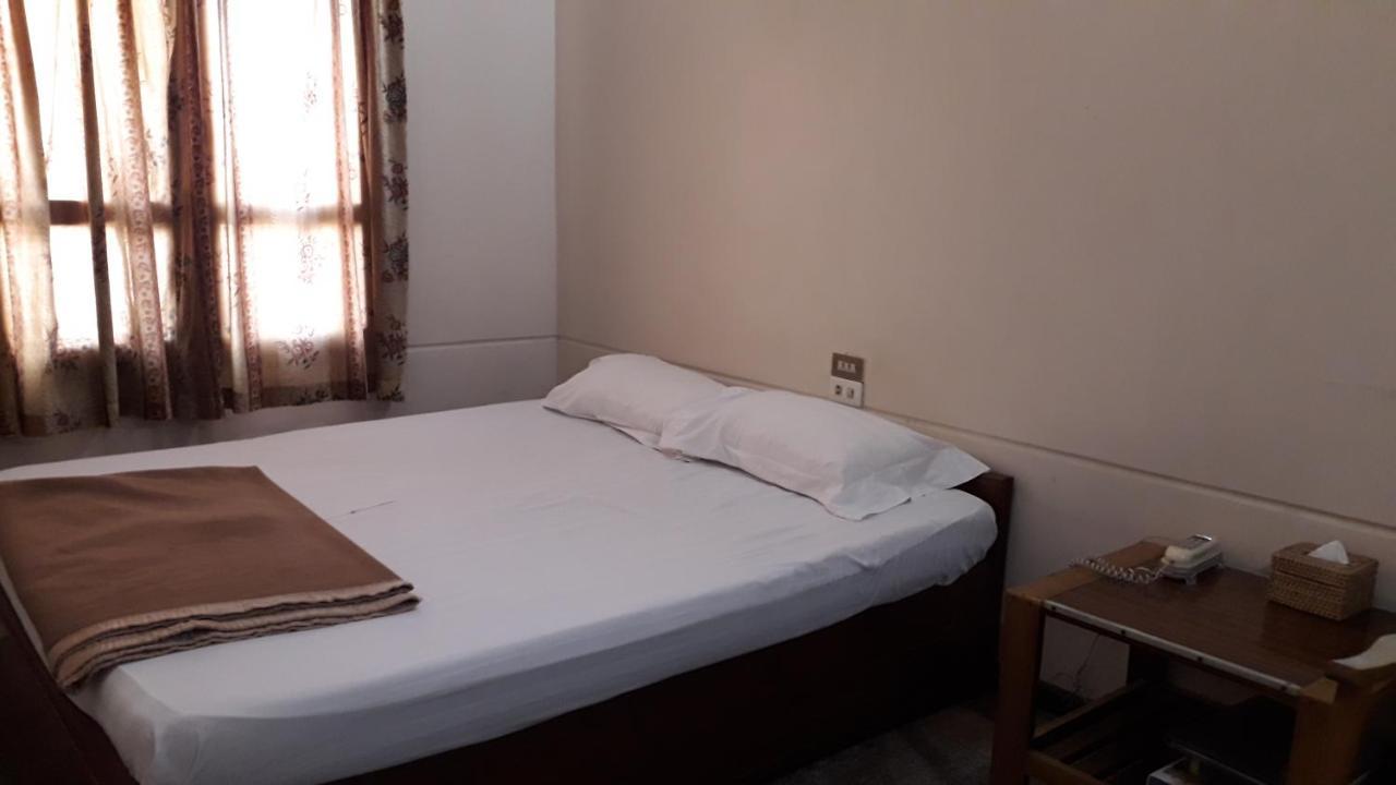 Taim Phyu Hotel Mandalay Exterior foto
